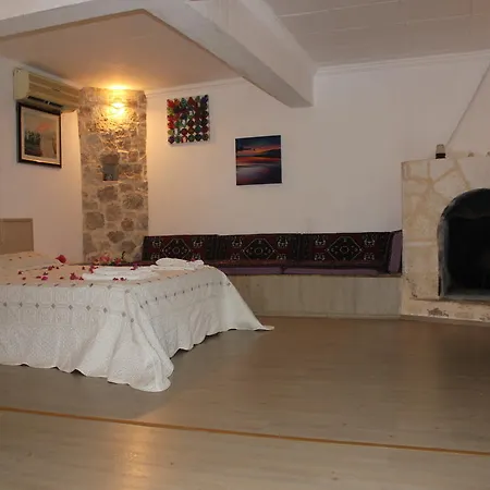 Otel Korsan Ada 2*