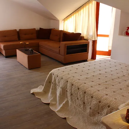 Korsan Ada Szálloda 2*