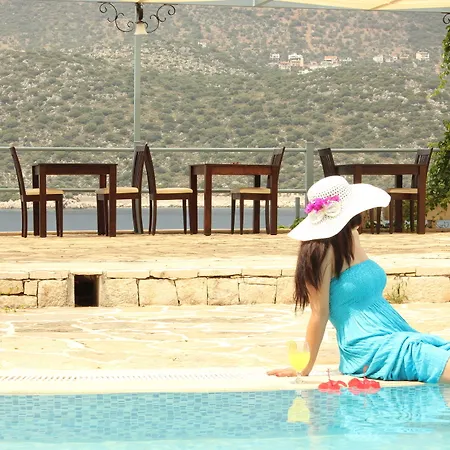 Korsan Ada Otel