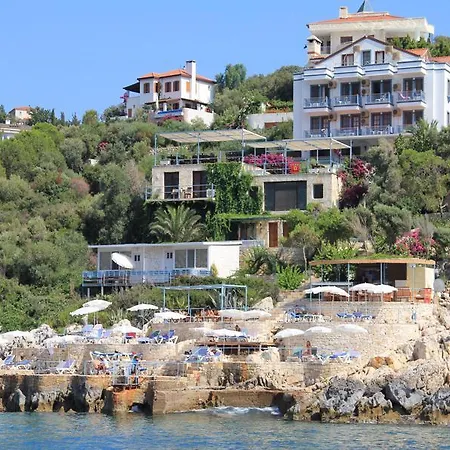 Korsan Ada Otel 2*