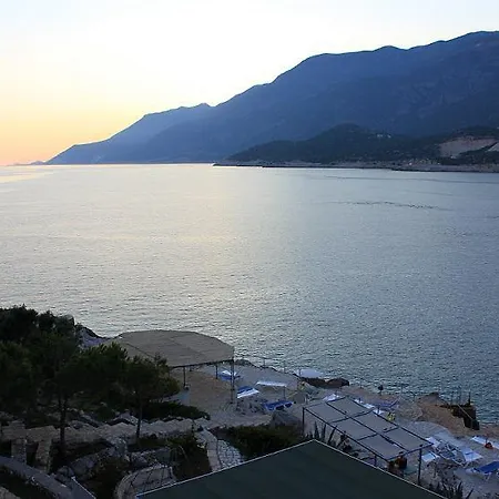 Hotel Korsan Ada 2*