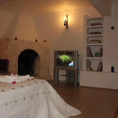 Otel Korsan Ada Kaş