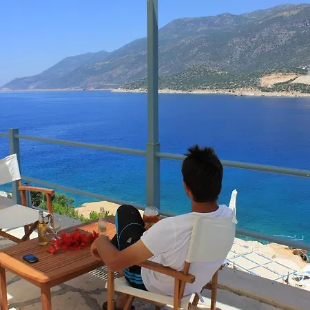 Otel Korsan Ada Kaş